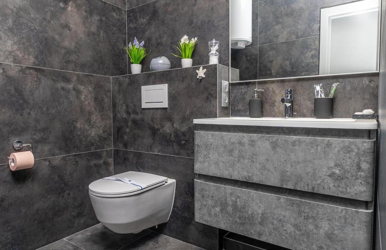 Luxury Apartments Smartplaza Obolon Metro Minskai 基輔 外观 照片