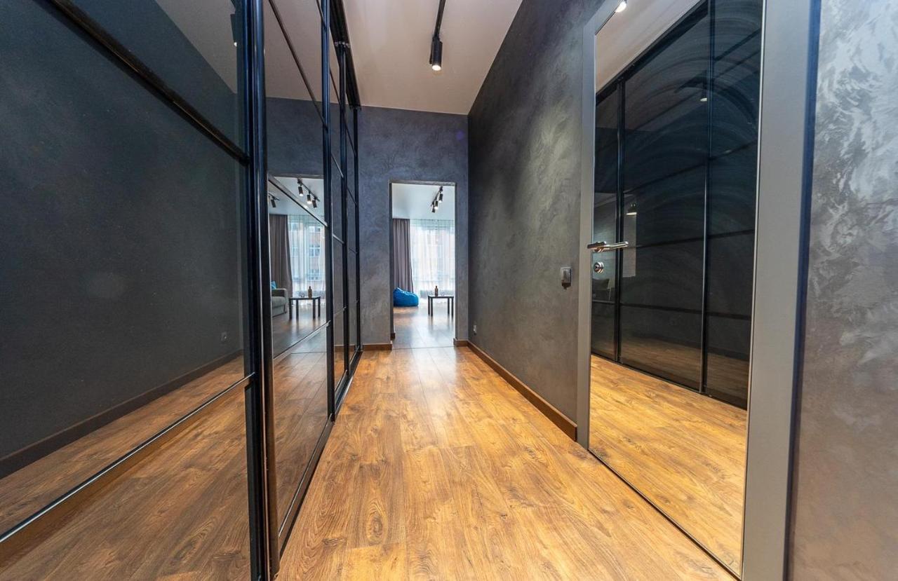 Luxury Apartments Smartplaza Obolon Metro Minskai 基輔 外观 照片