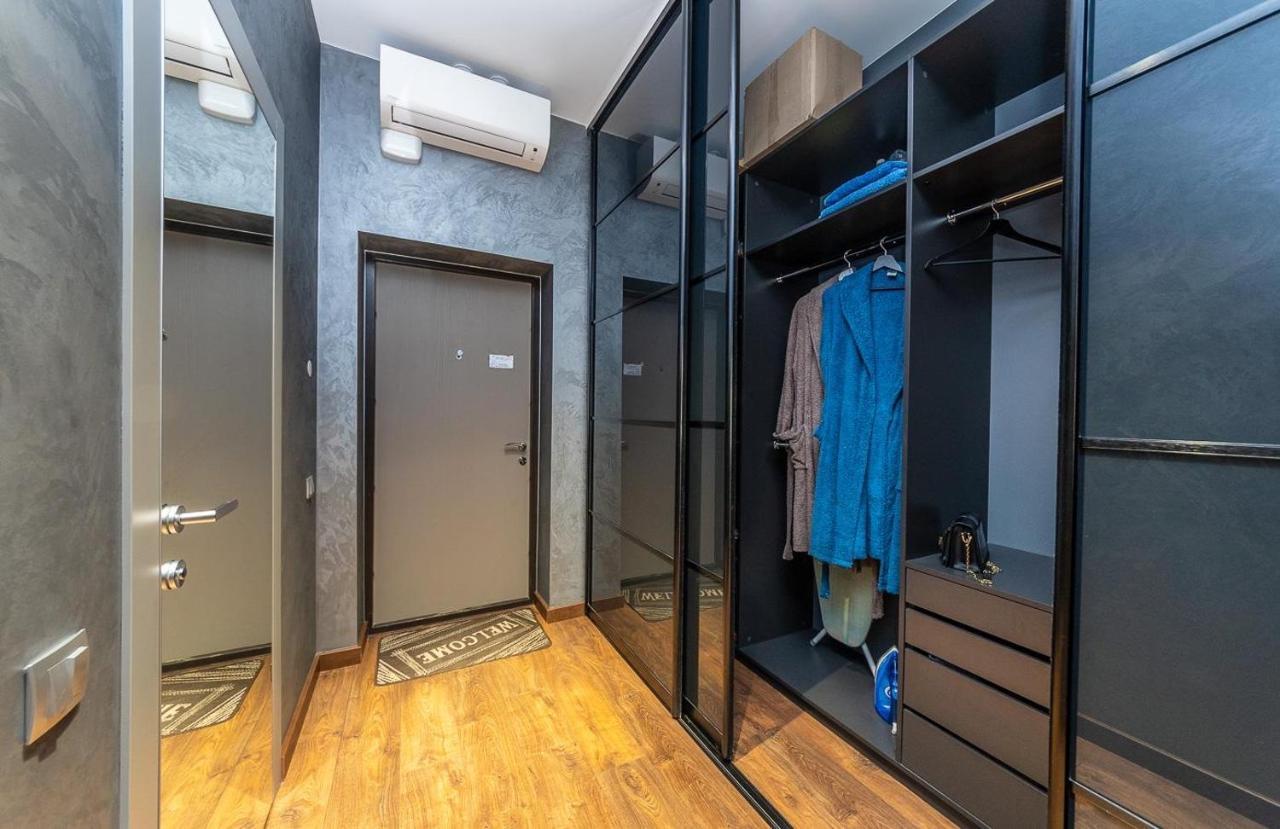 Luxury Apartments Smartplaza Obolon Metro Minskai 基輔 外观 照片